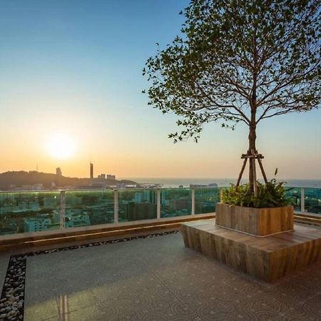 City Garden Tower Condo By Som Патая Екстериор снимка
